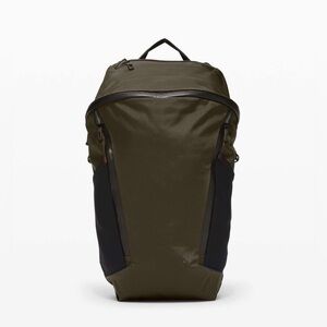 Lululemon More Miles Active Backpack *17L - Dark Olive